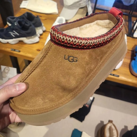Women UGG Tasman SlipperChestnut Suede Upper - Picture 5 of 6